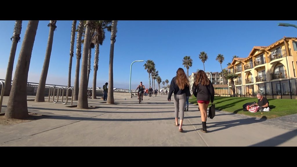 CYCLING ON THE OCEAN FRONT WALK IN SAN DIEGO