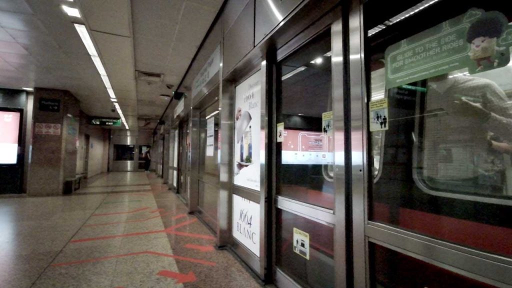 Singapore MRT ride from Tanjong Pagar to Lavender train station Singapore MRT ride from Tanjong Pagar to Lavender train station