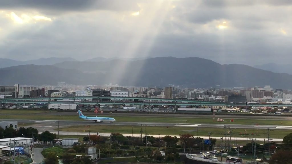 Fukuoka Day Tours can also pick up your private party upon your arrival in Fukuoka.