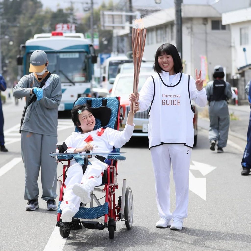 HARA'S SMILE!  KARAKI Hana was born with a neurometabolic disorder and had to u...