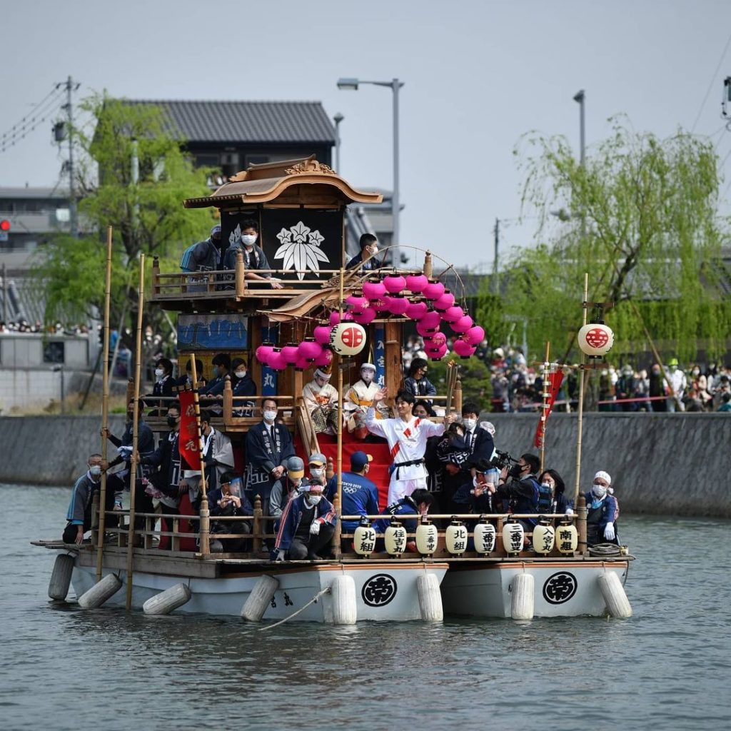 Tokyo 2020 Olympics: Stories from Aichi Prefecture!
The Olympic Flame was carried by a boat!
Ev… Stories from Aichi Prefecture!
The Olympic Flame was carried by a boat!
Ev...