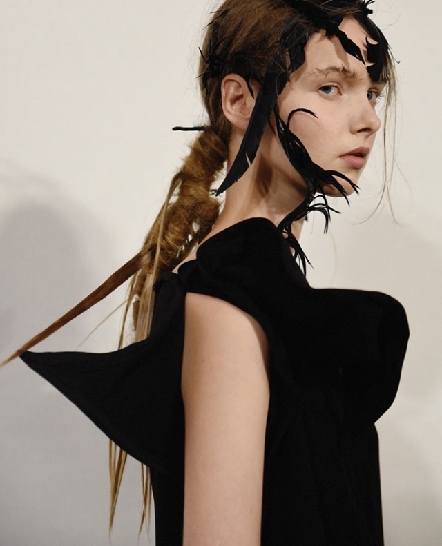Yohji Yamamoto Yohji Yamamoto Spring Summer 21 Show Backstage Documented By Elise Toide Alo Japan