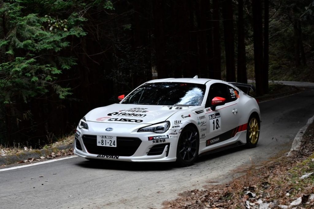 Work Wheels Japan: 全日本ラリー選手権 新城ラリー2021が3月19~21日に開催され、JN3クラスで見事3位表彰台を獲得されたスカラシップサポート選手の竹内源樹選手より、
装着… 全日本ラリー選手権 新城ラリー2021が3月19~21日に開催され、JN3クラスで見事3位表彰台を獲得されたスカラシップサポート選手の竹内源樹選手より、
装着...