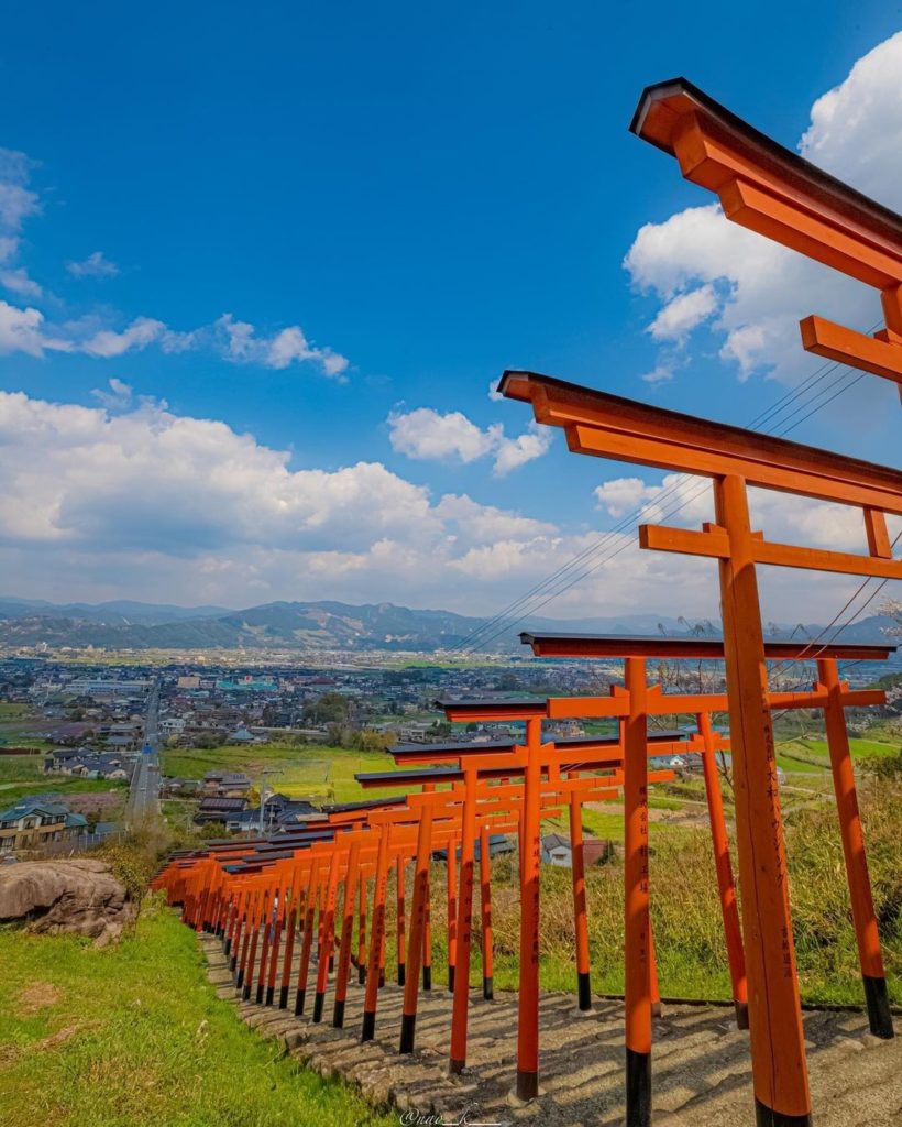 Visit Japan: How many Torii gates can you see?
Ukiha Inari Shrine in Fukuoka Prefecture is h… How many Torii gates can you see?
Ukiha Inari Shrine in Fukuoka Prefecture is h...