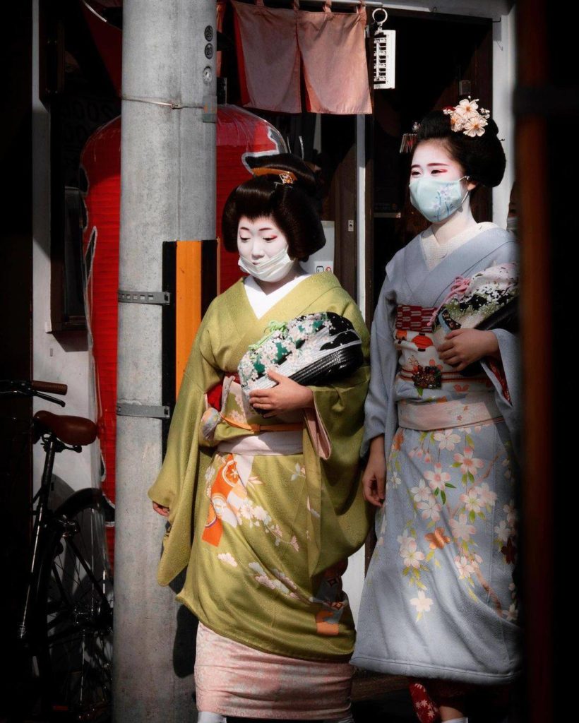 Japan Travel: We feel like this photo should be preserved in a time capsule somewhere – it sum… We feel like this photo should be preserved in a time capsule somewhere - it sum...