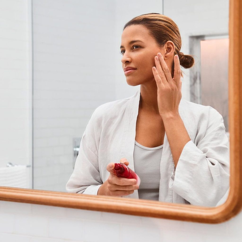Stronger skin in just 1 week. Ultimune Power Infusing Serum Concentrate hydrates...