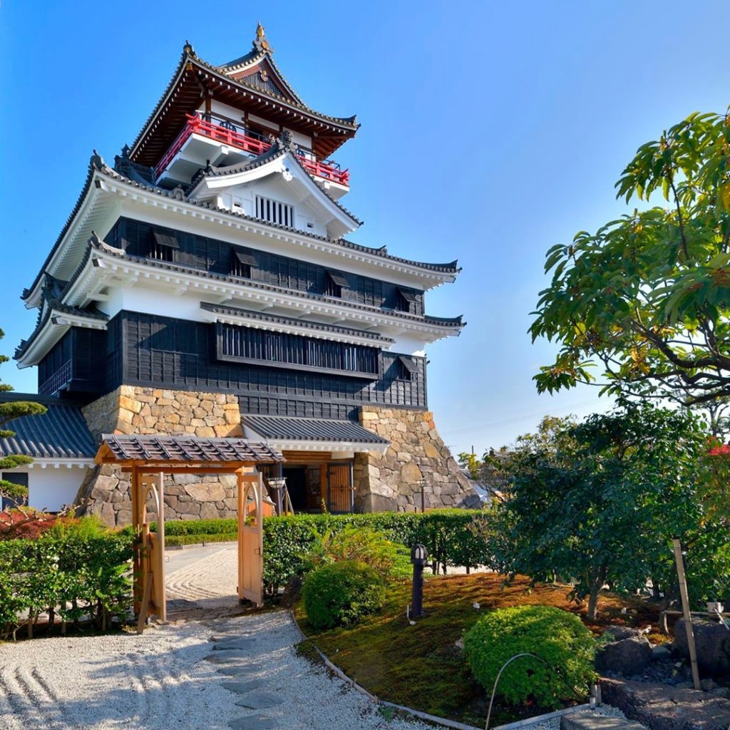 Visit Japan: Once home to Oda Nobunaga, the first of Japan’s great samurai unifiers, Kiyosu C… Once home to Oda Nobunaga, the first of Japan's great samurai unifiers, Kiyosu C...