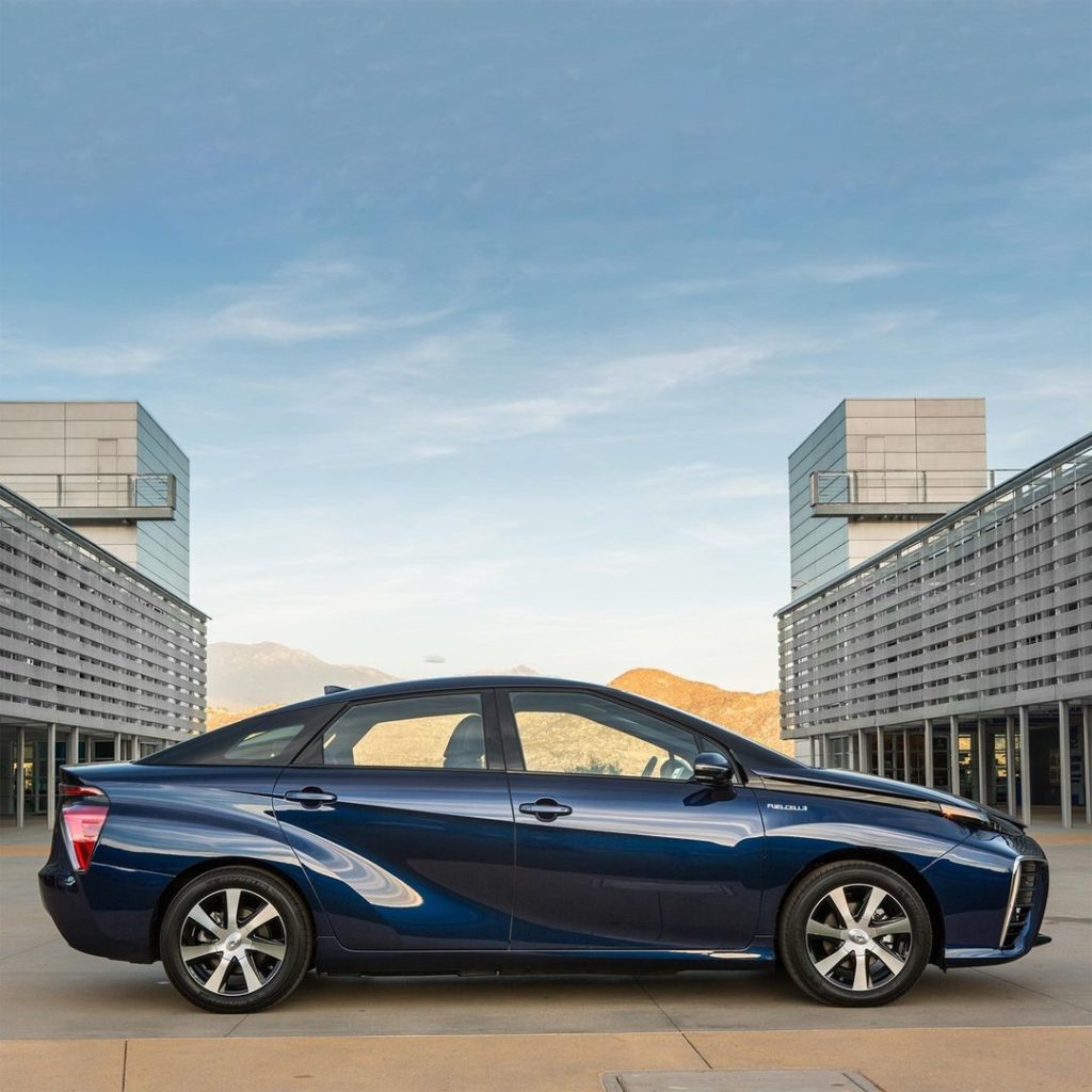 Flexing on 'em. #TBT 2016 #Mirai #EarthMonth #LetsGoPlaces...