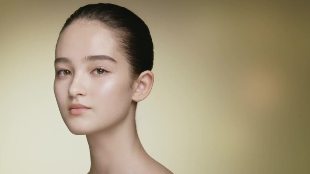 Experiencing Zoom fatigue? Relieve eye strain and give delicate skin an energizi...