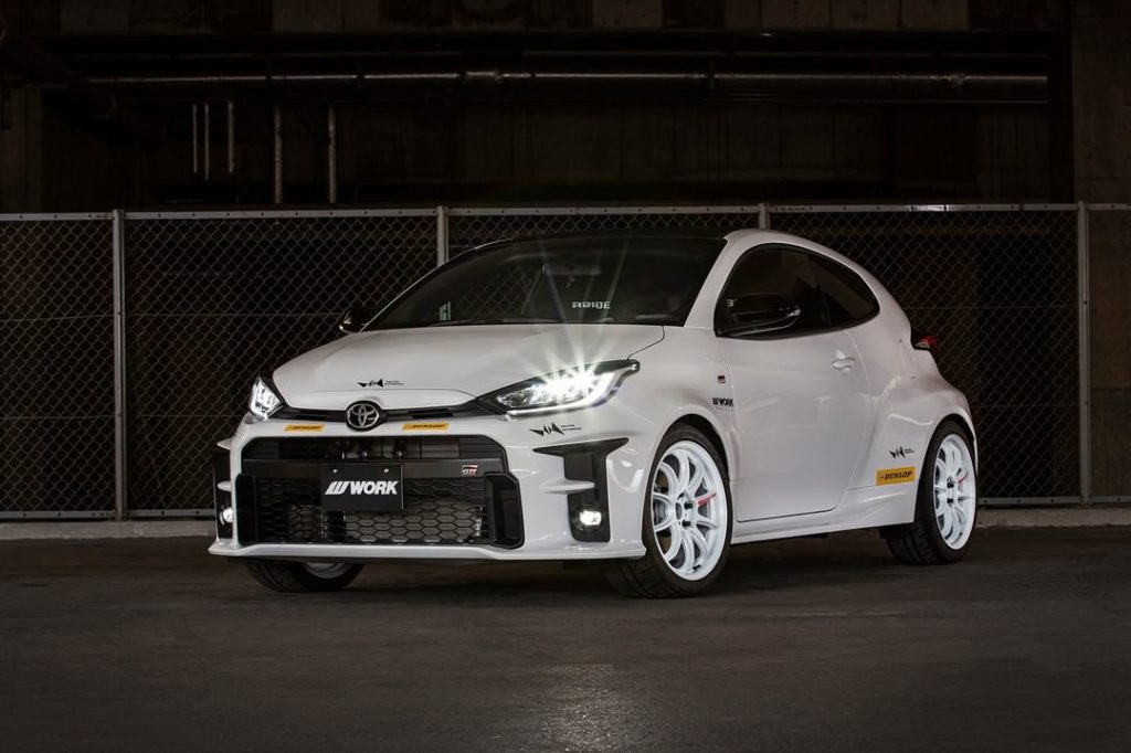 スーパーGTで鍛え抜いたデザイン力を踏襲した「WORK EMOTION ZR10」。 
駄肉を徹底的にそぎ落とし軽量化と高剛性を究極まで高めたシリーズ最軽量モデ...