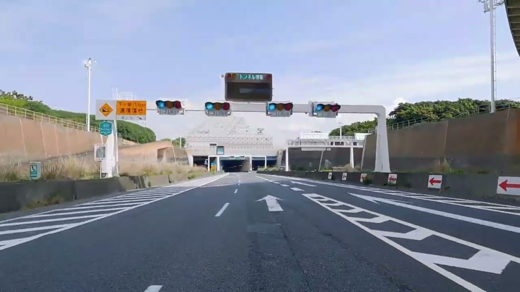 Shutoko Expressway - Tokyo Haneda Airport IC to Kisarazu St. | Tokyo Bay Aqua-Line [4K] JAPAN Drive