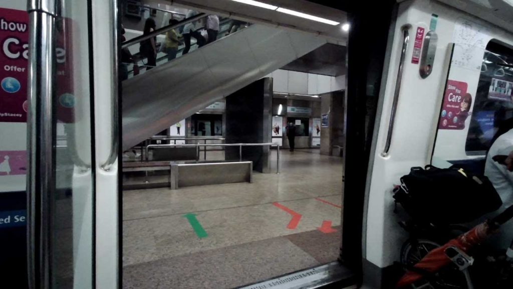 Singapore MRT ride from Tanjong Pagar to Lavender train station