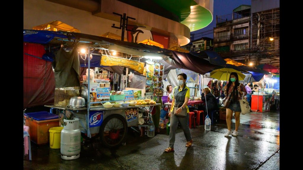 [4K] Thai street food on rainy day at Bangrak Night Bazaar, Bangkok