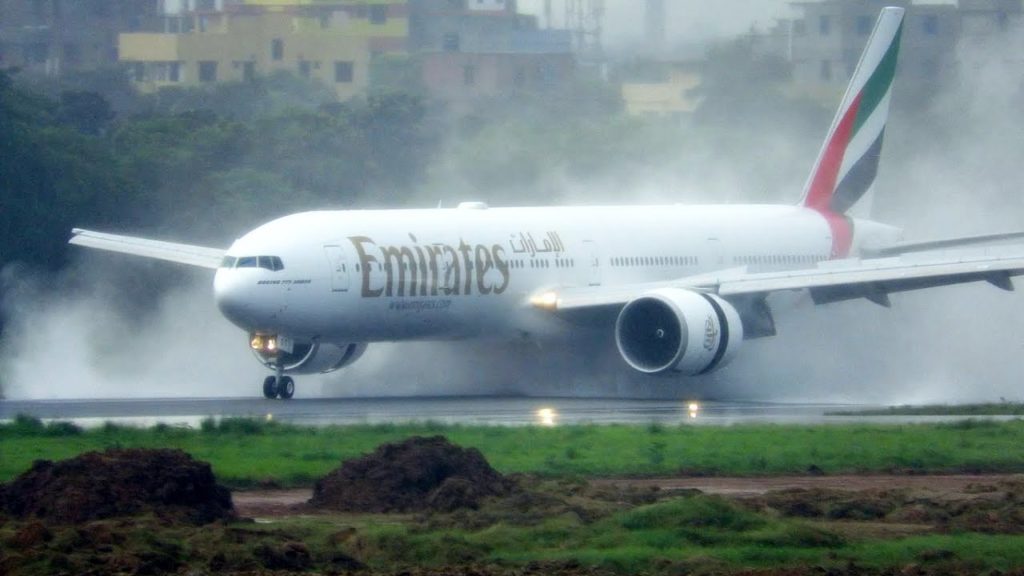Wet runway Landing moments