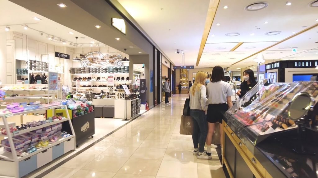 [4K Seoul Walk] 🚶 Cheongnyangni Station Lotte Department Store Lotte Mart 청량리역 롯데백화점 롯데마트