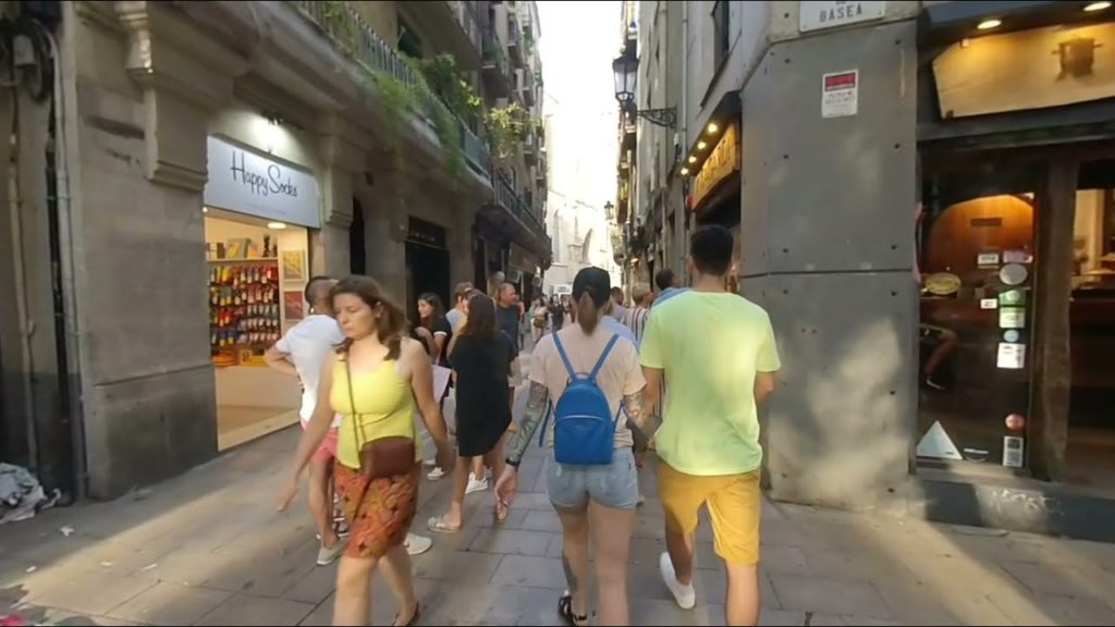Barcelona way to Basílica de Santa Maria del Mar #vr180 stereoscopic 3d