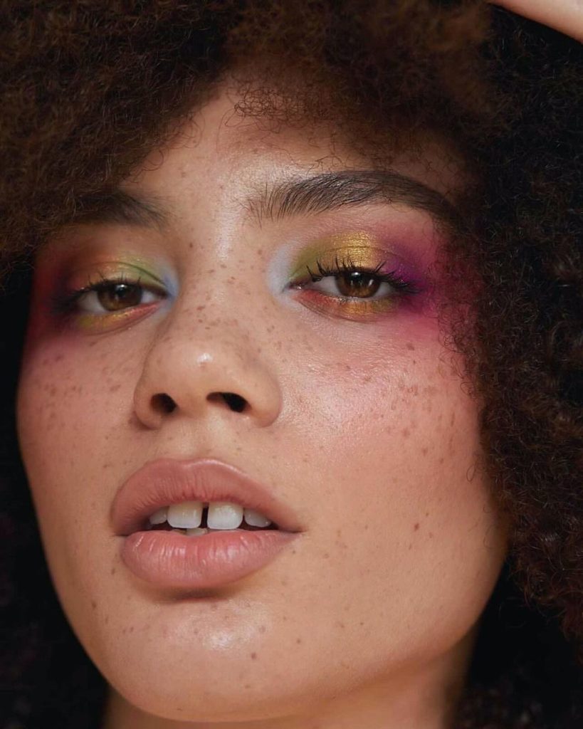 SHISEIDO: File under: gorgeous and glowing. Complement “melted rainbow” lids with a radian… File under: gorgeous and glowing. Complement “melted rainbow” lids with a radian...