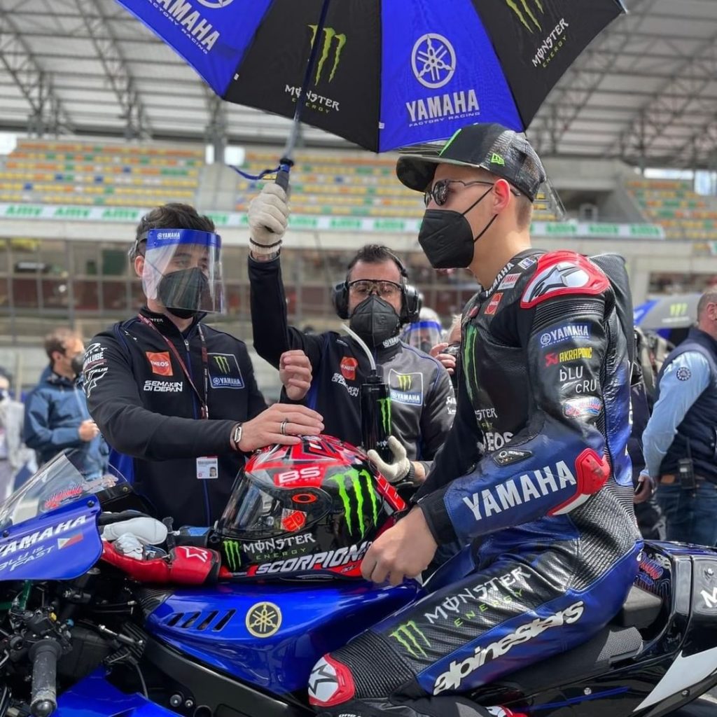 @fabioquartararo20 looks calm in P1 on the starting grid  

#MonsterYamaha | #Mo...
