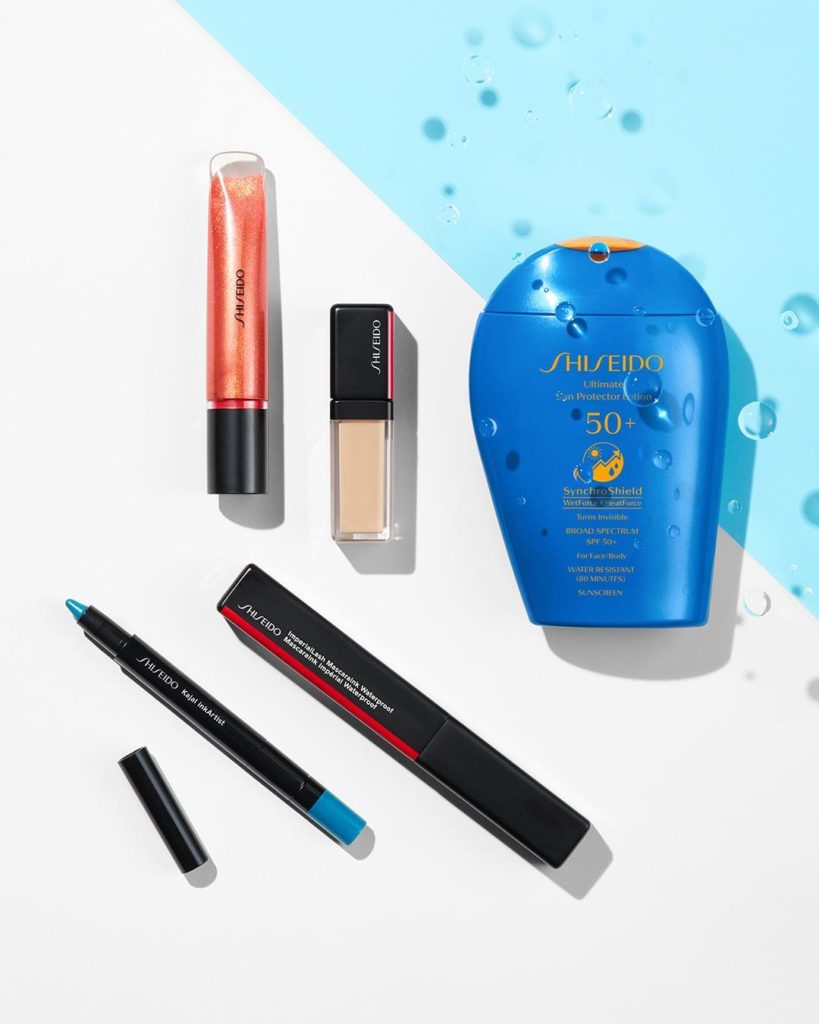 Make waves with these warm-weather essentials:⁣
⁣
Ultimate Sun Protector Lotion ...