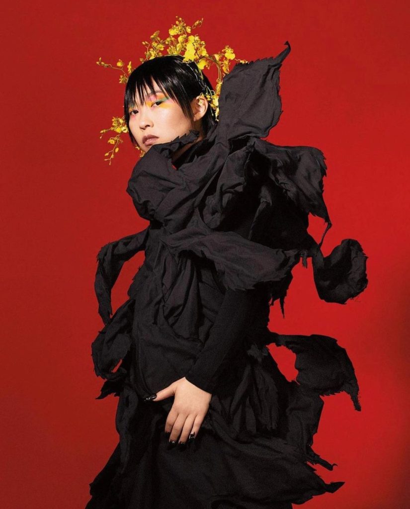 @awkwafina wearing Yohji Yamamoto Spring/Summer 2022 for @allure  Photographer ...