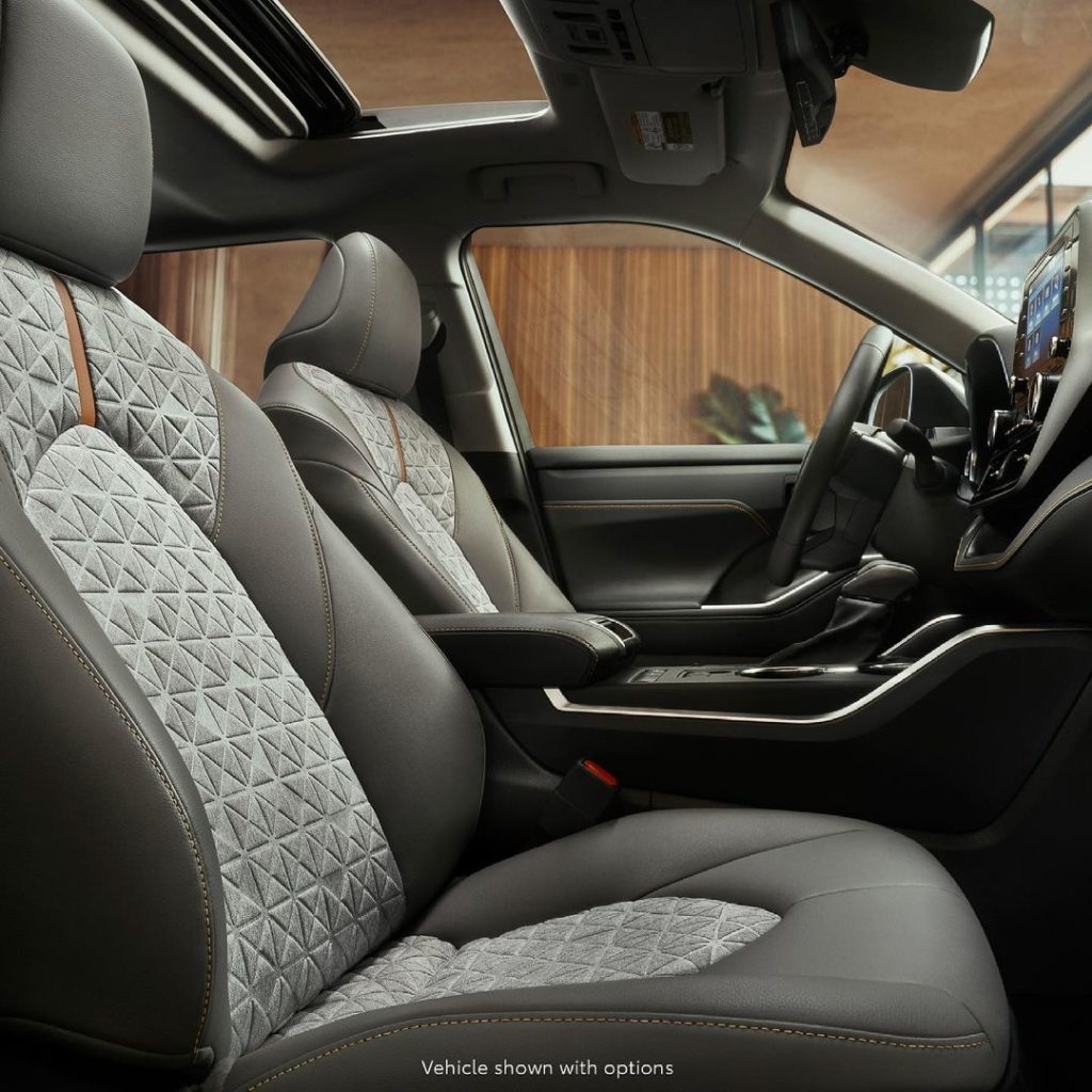 With unique bronze-adorned accents and premium features, it's easy to see why th...