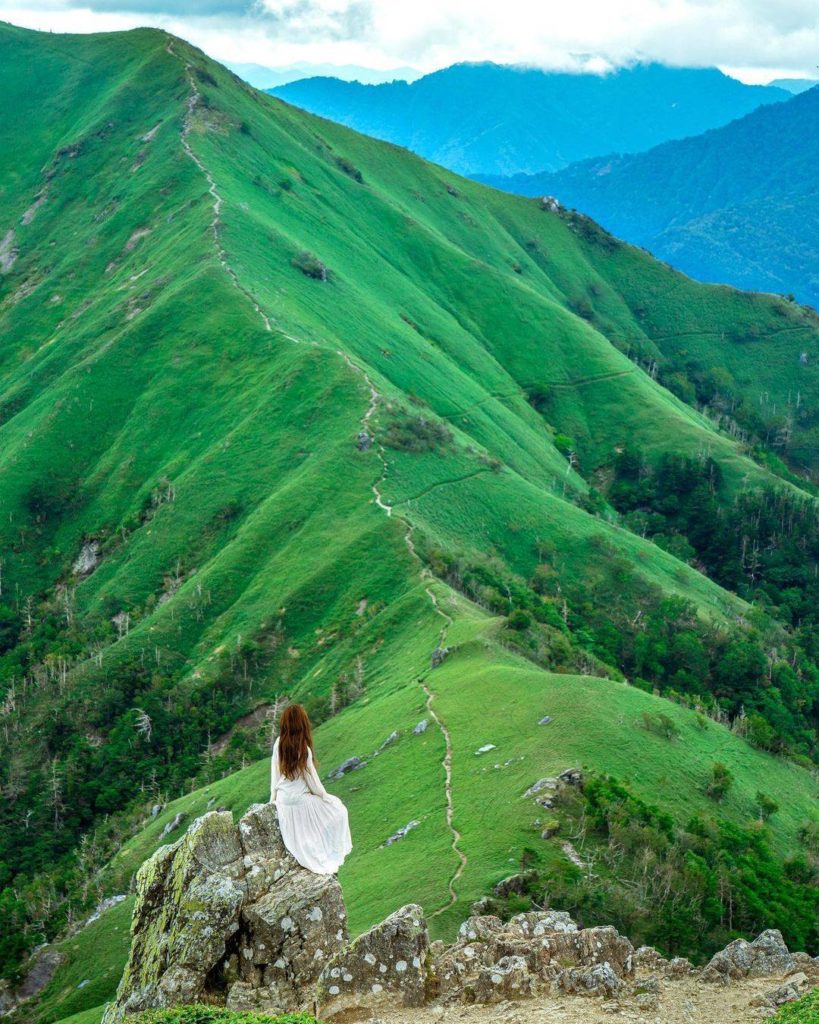 Japan Travel: The hills are alive…with the sound of music
: @kyoko1903
—–⠀
Mount Tsuru… The hills are alive...with the sound of music
: @kyoko1903
-----⠀
Mount Tsuru...