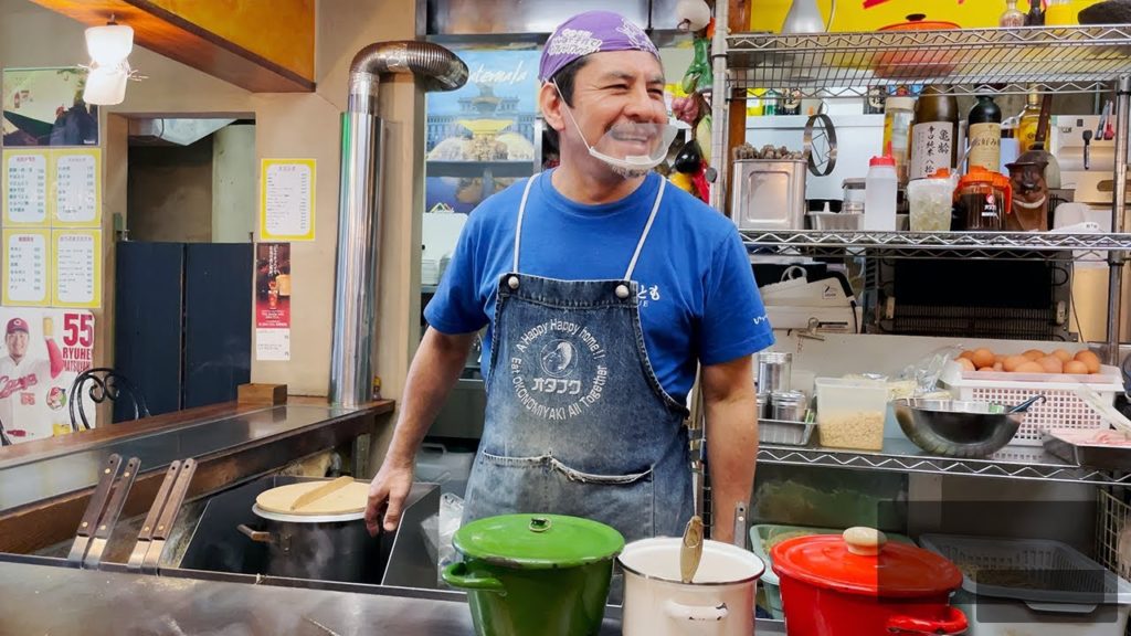 【広島/横川】お好み焼きは奥が深い【Okonomiyaki Food in Hiroshima JAPAN】青八昌で学んだ技・精神を世界に広げる【Japanese Street Food LOPEZ】