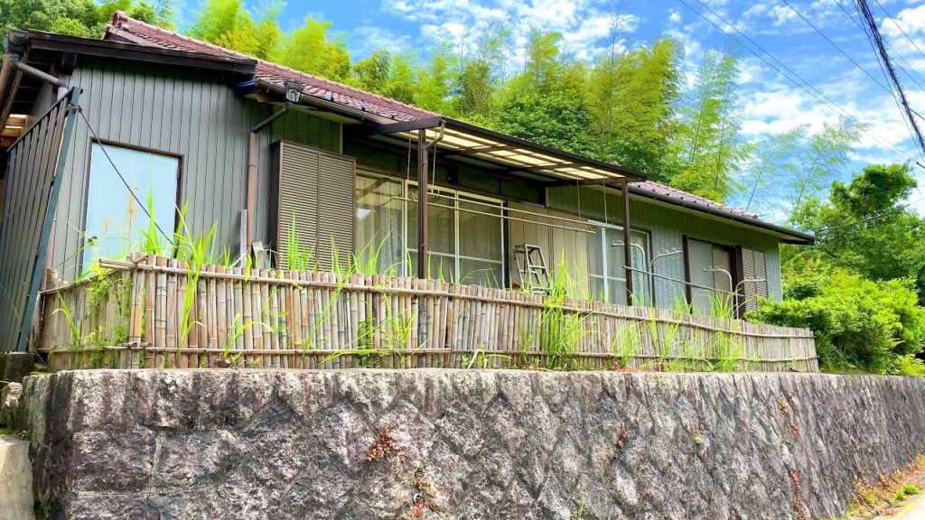 4K Japan Walk - Japanese Abandoned Houses | Countryside Village | Neighborhood Walking Tour 5/6/2021