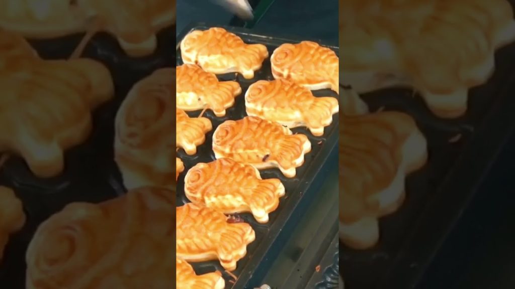 Taiyaki Cake in Seoul || Korean Street food || ASMR Food