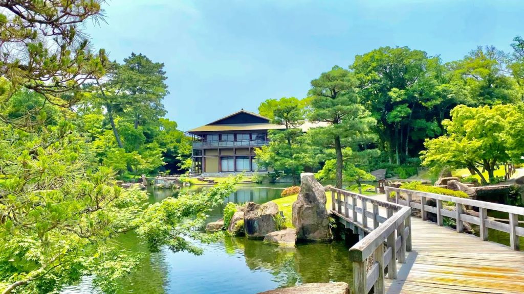 4K Japan Walk - Beautiful Japanese Garden in Nagoya (Tokugawaen) | Koi Fish | Nagoya Summer 2021