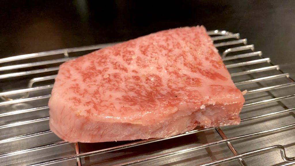 KOBE Beef Teppanyaki in Kobe - Sakura - 鉄板焼き 桜 - 神戸