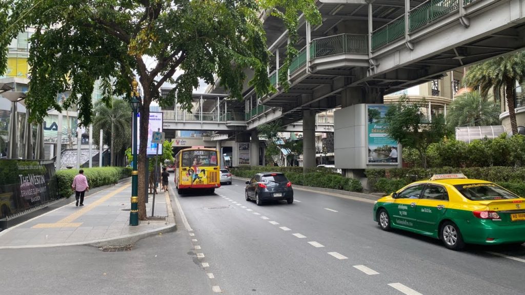 【LIVE】行き先は視聴者さん次第！バイクでバンコク駆け巡るよライブ