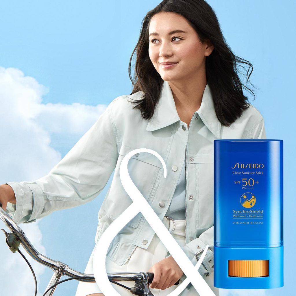 Defend and nourish skin anytime, anywhere. Our ultra-moisturizing Clear Suncare ...