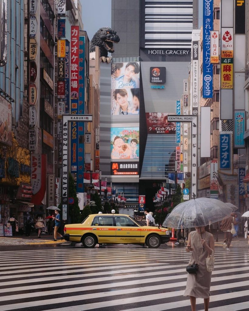 Japan Travel: Streets of Shinjuku
: @lisainjapan
—–⠀
Shinjuku, #Tokyo
.⠀
.⠀
.⠀
.
#Ja… Streets of Shinjuku
: @lisainjapan
-----⠀
Shinjuku, #Tokyo
.⠀
.⠀
.⠀
.
#Ja...