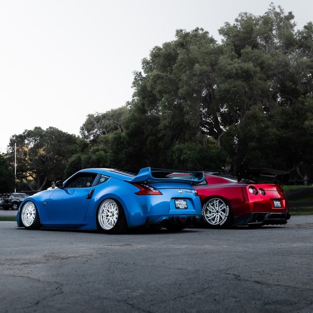 Pick your side. #NissanGTR #Nissan370Z
: @q_mackk / @baggedzilla
: @supersonic.z...