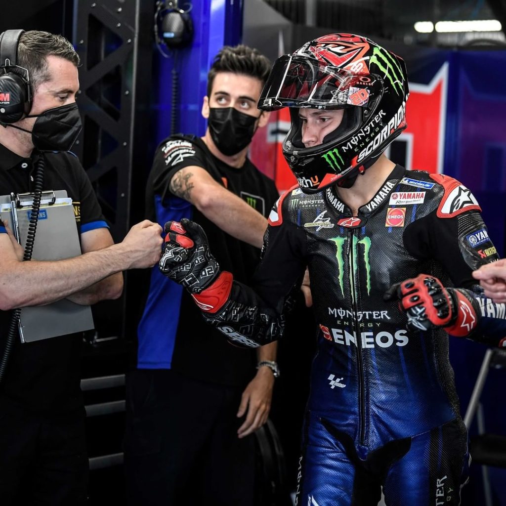 @fabioquartararo20 is ready to start the #CatalanGP 

#MonsterYamaha | #MotoGP...