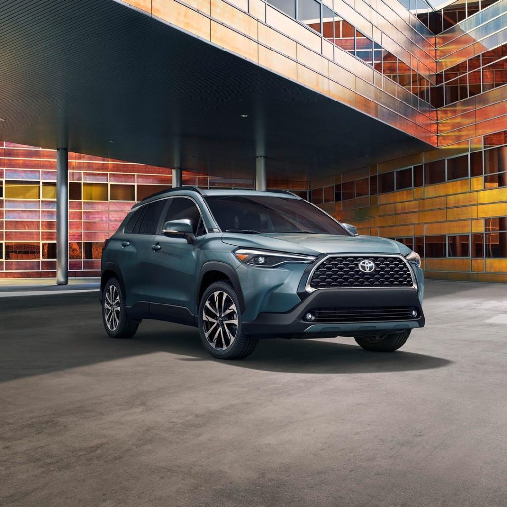 A crossover that over-delivers. The all-new 2022 #CorollaCross is capable of tow...