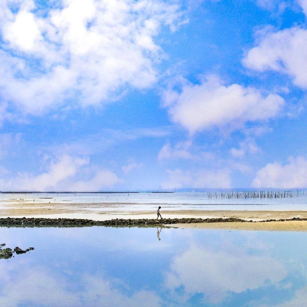Visit Japan: The reflections of a long walk
Isshiki Kaigan, a coast in Nishio City, Aichi Pre… The reflections of a long walk
Isshiki Kaigan, a coast in Nishio City, Aichi Pre...