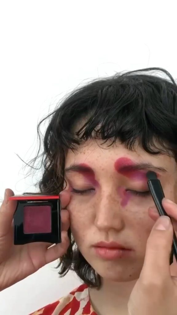 File under: shape shifter. To recreate this colorful look by @tomomi_shibusawa f...