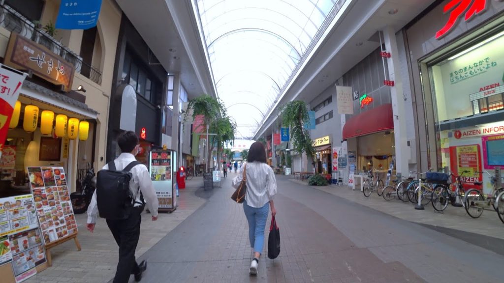 【高松スタイル・日本一の商店街】高松中央商店街（総称）：兵庫町商店街・片原町商店街を通しで（四国・香川県 高松市）