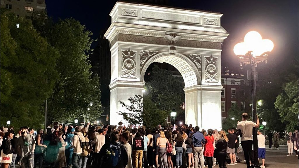 Live in NYC (June 24, 2021) πΊπΈ – Big Party Night at Washington Square Park Live in NYC (June 24, 2021) πΊπΈ - Big Party Night at Washington Square Park