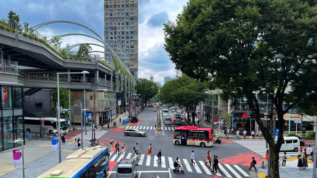 Live Tokyo Walk – From The Shinjuku 3D Cat To Shibuya Live Tokyo Walk - From The Shinjuku 3D Cat To Shibuya