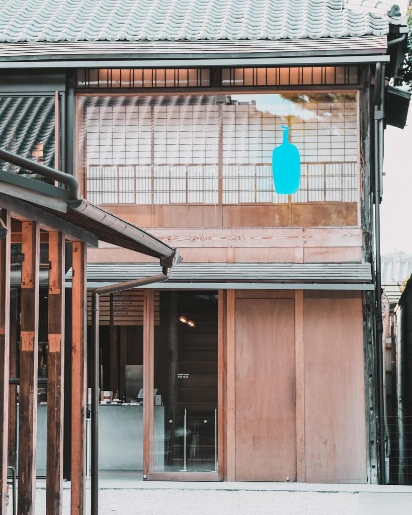 Japan Travel: Time for coffee! There are several Blue Bottle Coffee locations in Japan, but t… Time for coffee! There are several Blue Bottle Coffee locations in Japan, but t...