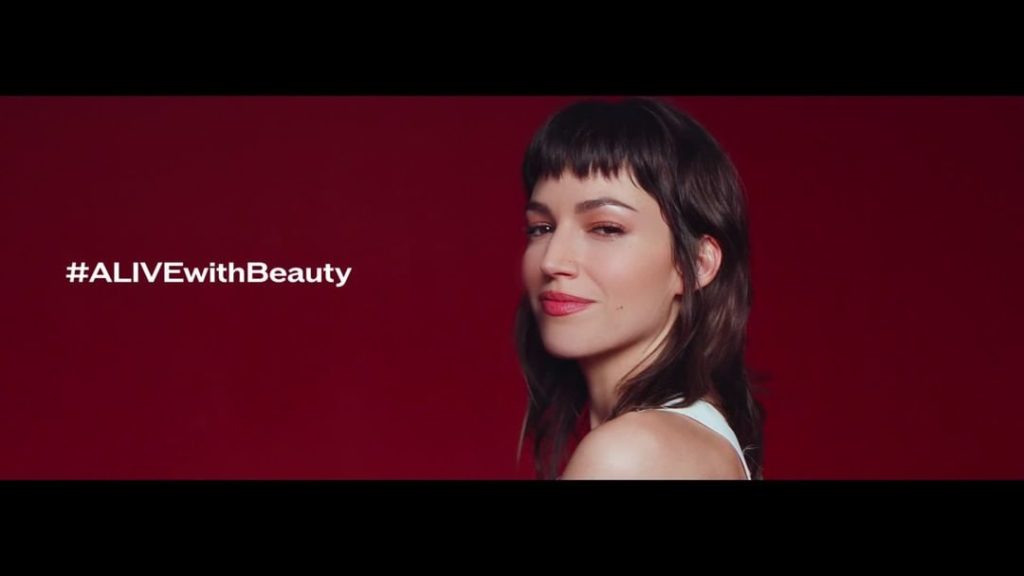 My imperfections. Make me who I am. ⁣
Renew your beauty with every heartbeat. ⁣
...