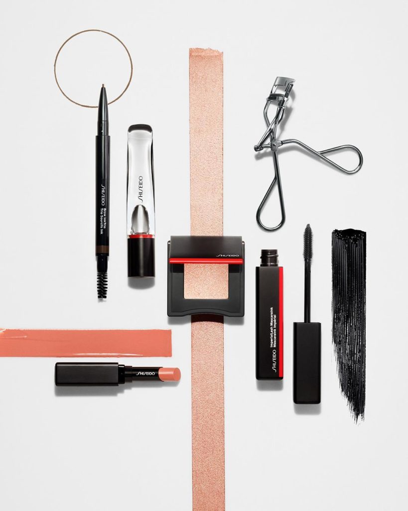 You’re a minimalist if you make the most of our must-haves: Brow InkTrio, Crysta...