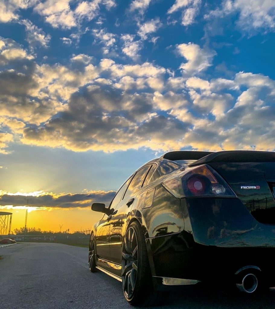 We can’t tell which is prettier- this view or this car? #NissanAltima #NISMO
: @...