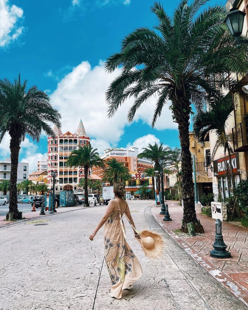 Palm trees, flowy dresses, and straw hats just scream summertime!  You'll find t...