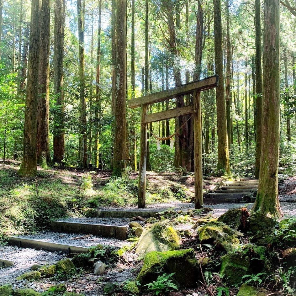 Do you know all Seven Mysteries of Kirishima Area? 
The beautifully intriguing K...