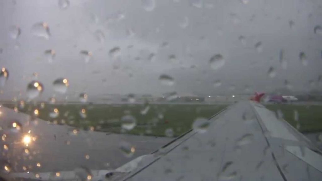 Dragonair A320 Naha Takeoff