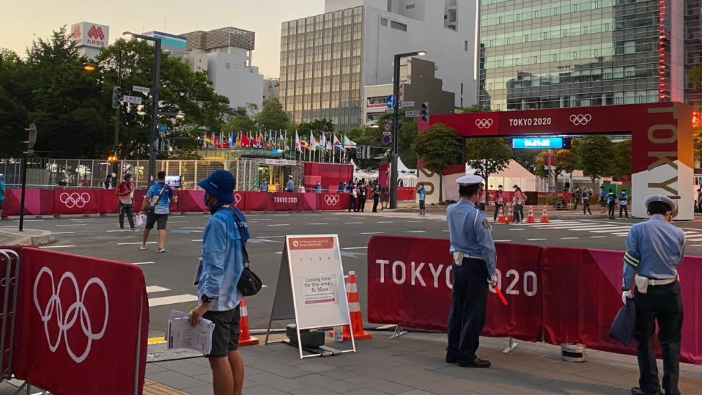 【東京オリンピック・マラソン】スタートの準備進む札幌の街 Tokyo 2020 marathon in Sapporo – the course building up on the day 【東京オリンピック・マラソン】スタートの準備進む札幌の街 Tokyo 2020 marathon in Sapporo - the course building up on the day